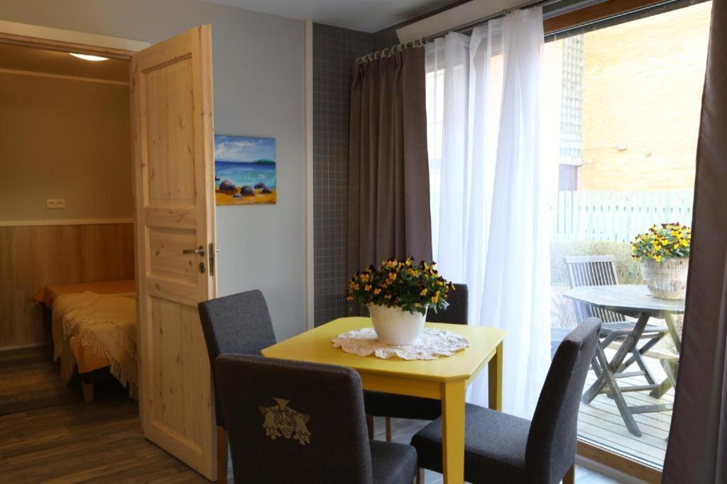 Villa Meri Apartments Pärnu Exterior foto